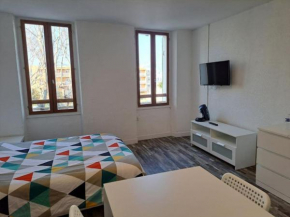 282, studio centre-ville